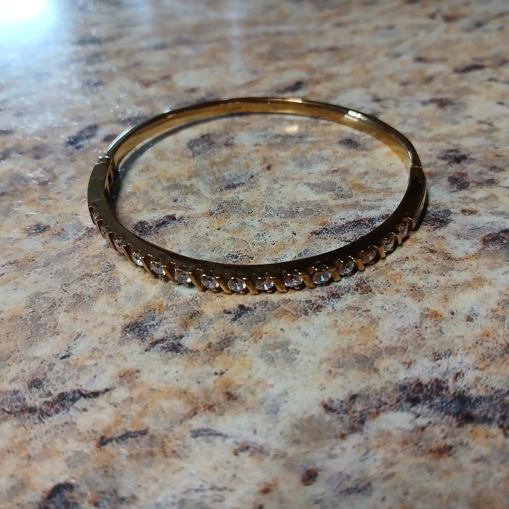 Elegant Gold Cuff Bracelet with Crystal Accents